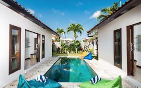 Villa Salya - 3Br - Private Pool - 1Min Walk To La Favela!