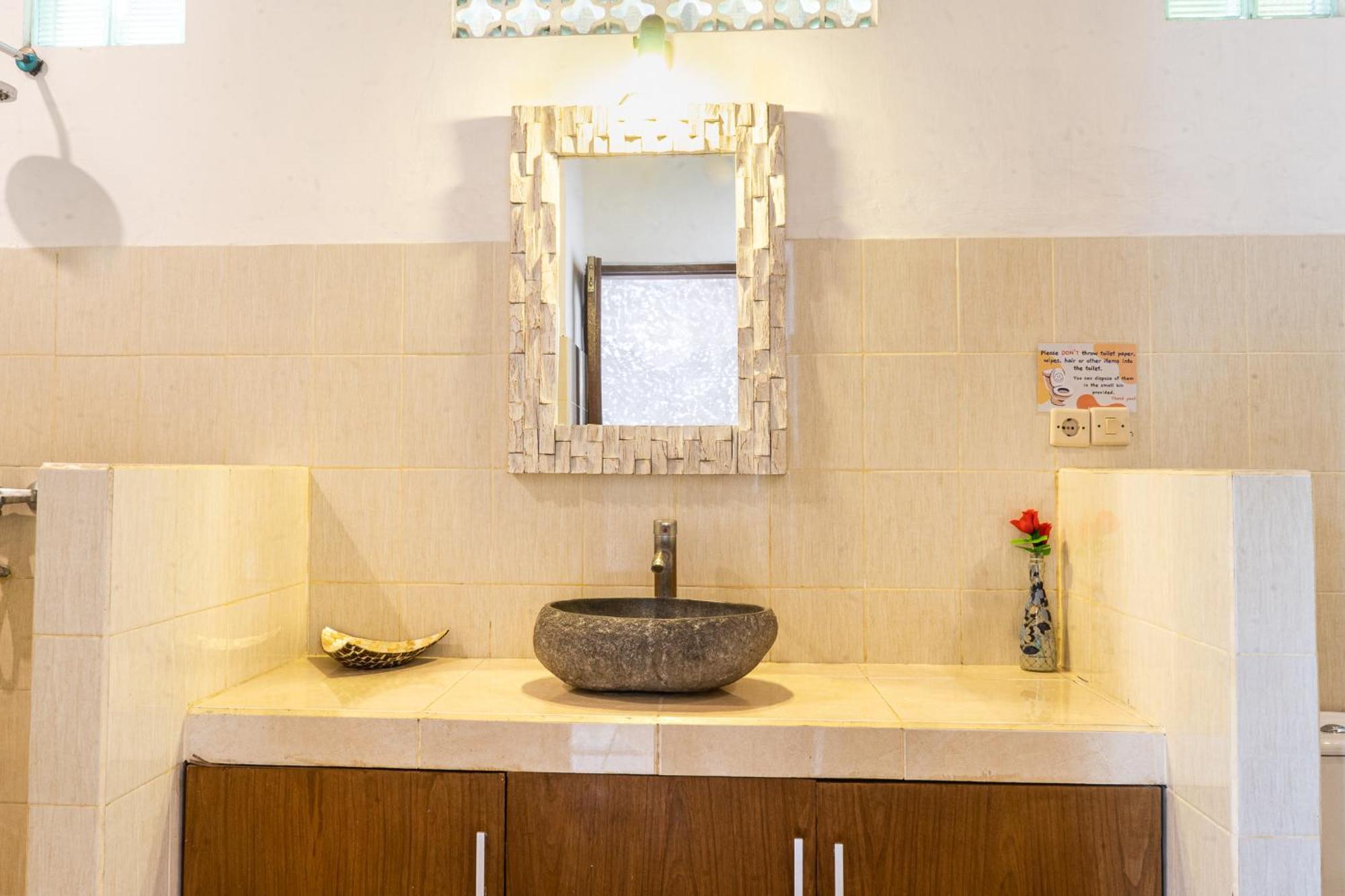 Villa Salya - 3Br - Private Pool - 1Min Walk To La Favela! Seminyak  Bagian luar foto