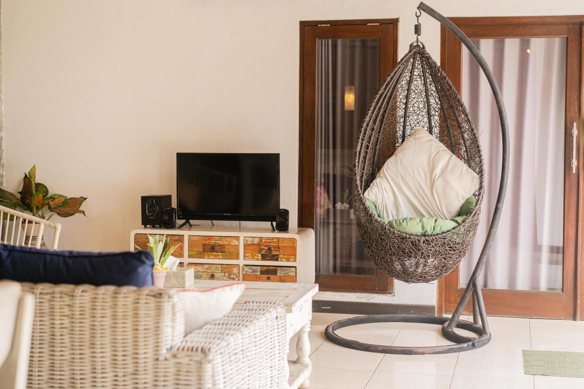 Villa Salya - 3Br - Private Pool - 1Min Walk To La Favela! Seminyak  Bagian luar foto