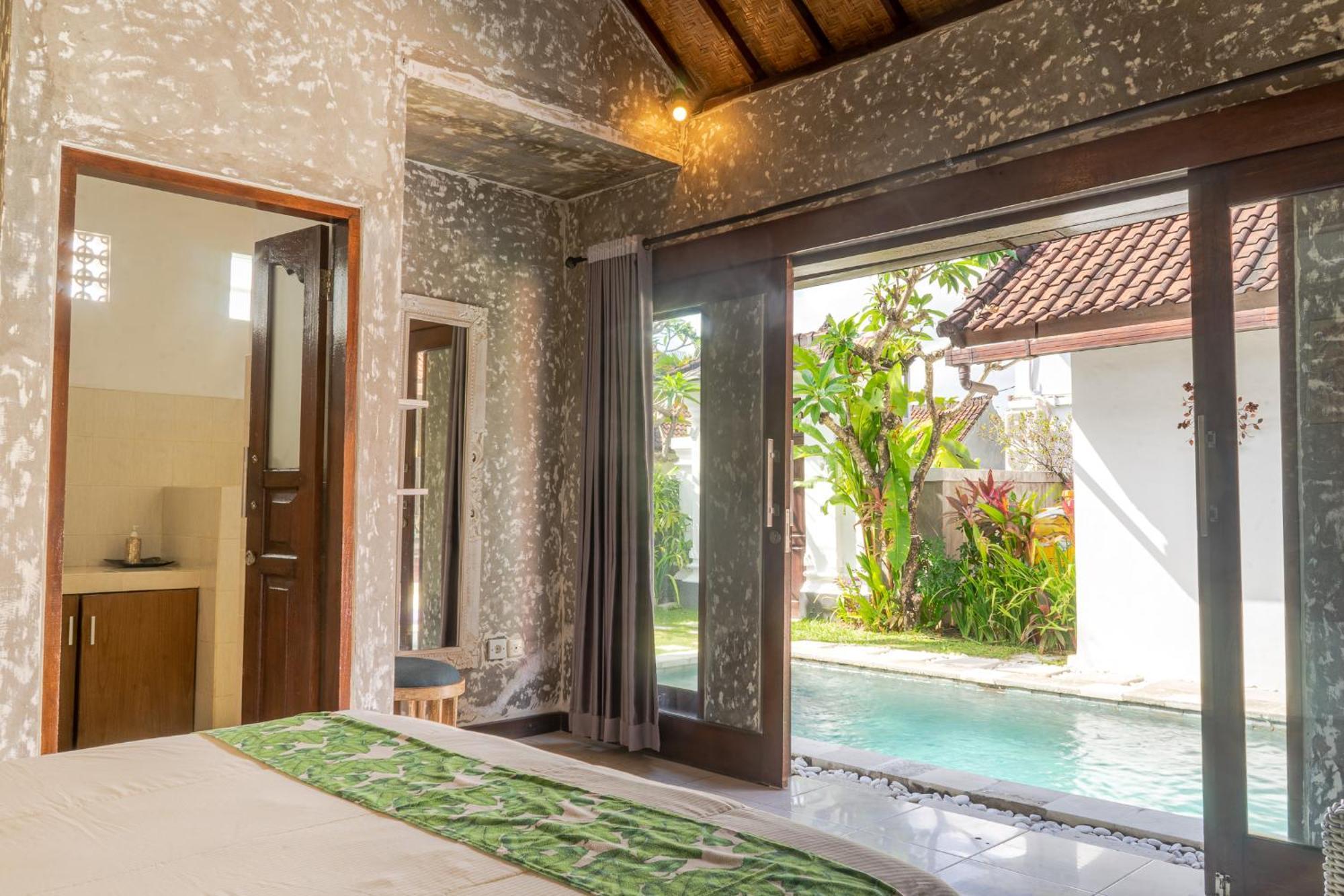 Villa Salya - 3Br - Private Pool - 1Min Walk To La Favela! Seminyak  Bagian luar foto